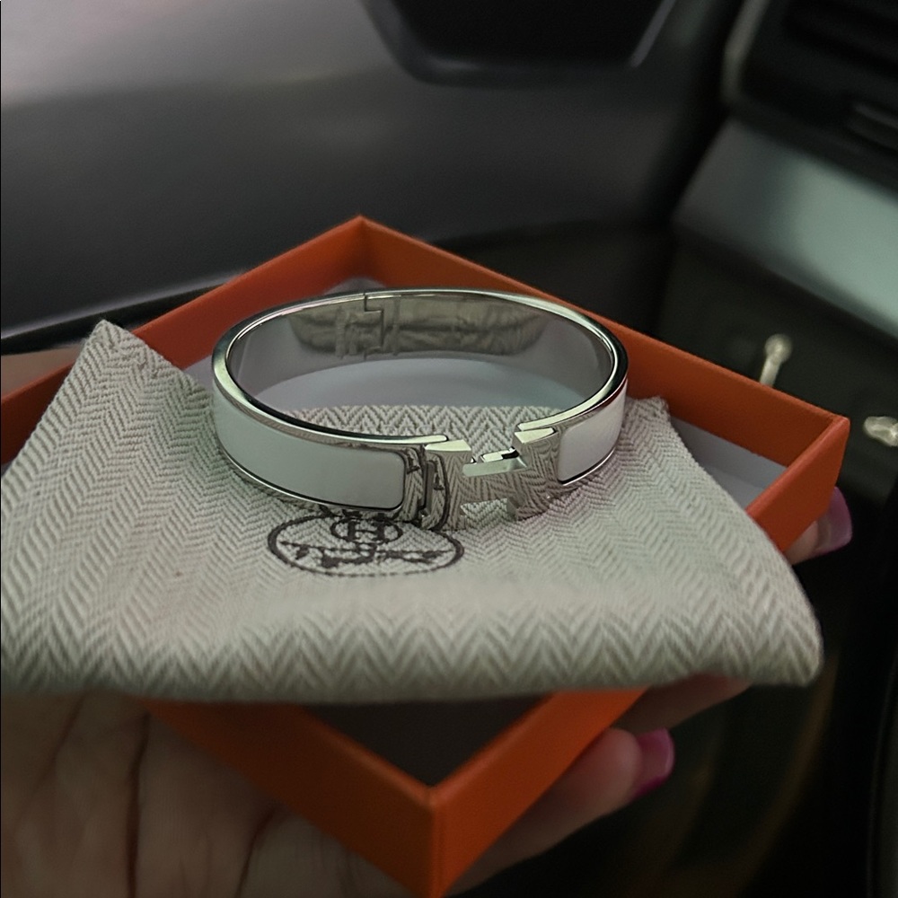 Stylish Silver and White Men's Bracelet